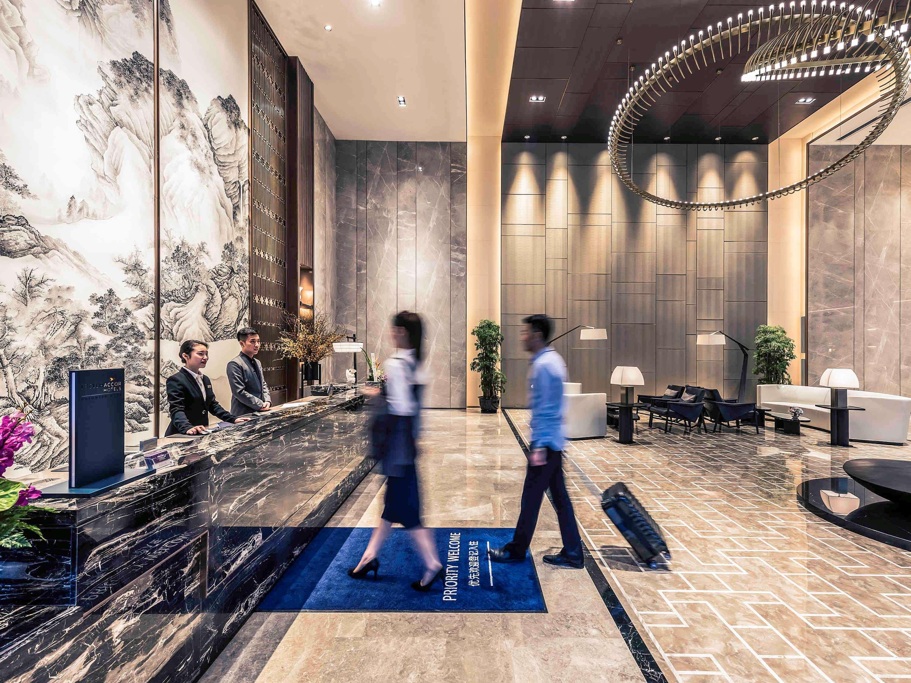 武汉葛洲坝美爵酒店 外观 照片